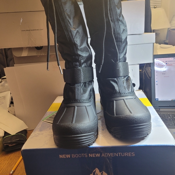 Man's hiking snow boots - Picture 8 of 9